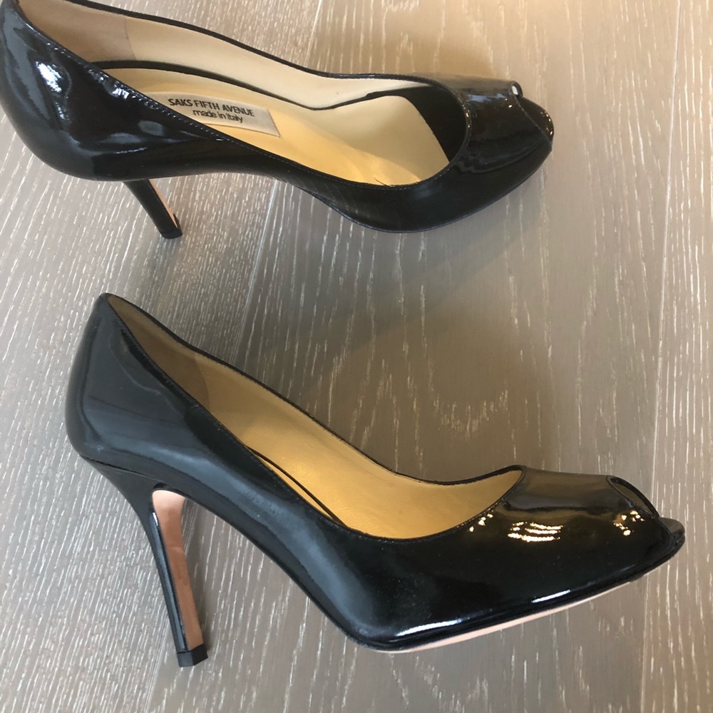 SAKS FIFTH AVE made in Italy brand new shoes